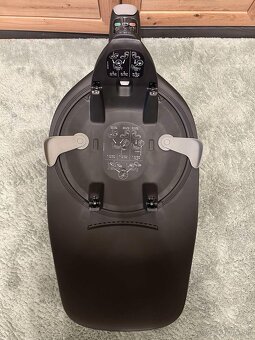 Autosedačka+základňa Cybex Cloud t i-size PLUS platinum - 9