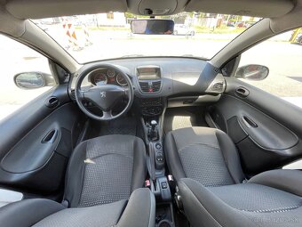 Peugeot 206+ 1.4HDi r.v. 10/2011 - 9