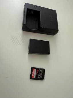 telo Canon EOS R10 - 9