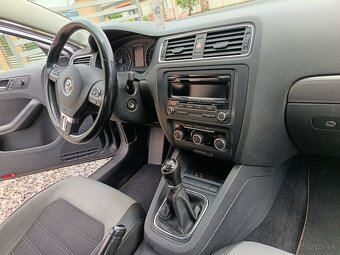 Volkswagen Jetta, benzín 1.4 TSI Highline - 9