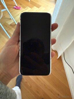 Apple iPhone SE (2020) 128GB cierny - 9