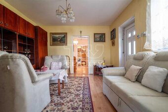 LEN U NÁS  TOP CENA 
3-izbový rodinný dom s veľkým... - 9