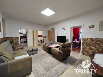 Výhradne - Na predaj tehlový 4-izbový rodinný dom v obci Kom - 9