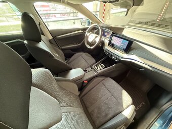 Škoda Octavia Combi 2.0 TDI AT7 2020 - 9