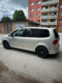 VW Touran 1.6 77 kW webasto - 9