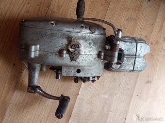 Motor Jawa 20,21 - 9