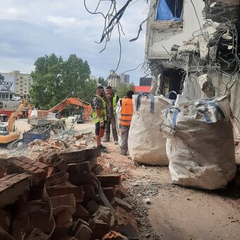 Hľadáme si fušky a zákazky na výkopové práce - 9