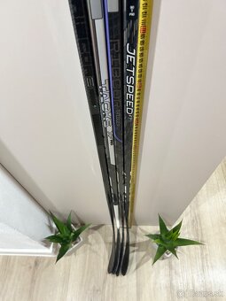 HOKEJKY ĽAVAČKY CCM XF PRO + FT5 PRO + TRIGGER 6-9 PRO - 9