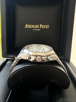 Audemars Piguet Royal Oak Chronograph - 9