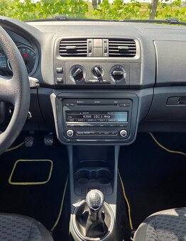 Škoda Fabia 1.2 51KW/70 koní 05/2010 - 9