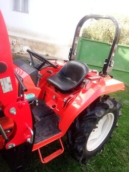 Traktor , malotraktor s čelným nakladačom - 9
