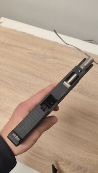 Predám Airsoft Glock NML589 - 9