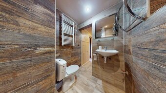 Luxusná kompletne rekonštruovaná chata Látky - 9