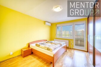 360° VR Ponúkame na predaj kompletne zrekonštruovaný 3-izbo - 9
