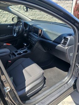 Kia sportage 2.0 crdi 4x4 automat - 9