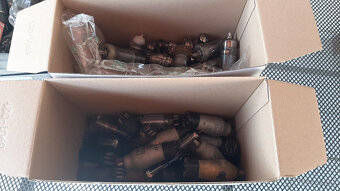 Veľké množstvo elektrónok - 9