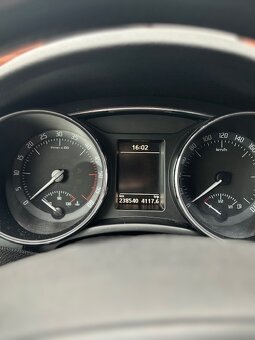 Predám Škoda Superb 2.0 TDi DSG L&K - 9