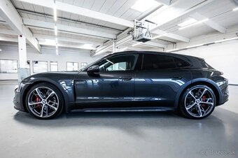 Porsche Taycan 4S - 9