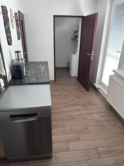 Prerobený 4 izbový mezonetový byt s garážou, Varín, Žilina - 9