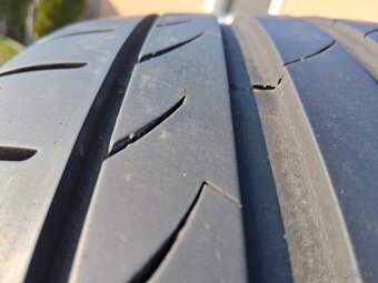 235/40 r19 letne pneumatiky - 9