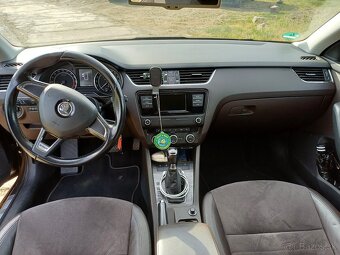 Škoda Octavia Scout 2.0 TDI 135kW/4x4/ - 9