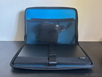 OMEN by HP 17 | RTX 4080 / i7 13th / 32GB / 1TB SSD - 9