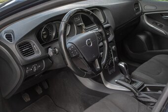 Volvo V40 2018 88kw 115t km aj na splátky - 9