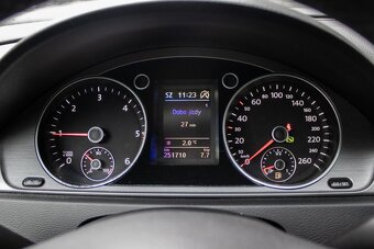 Volkswagen Passat Variant 2.0 TDI - 9