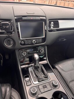 Volkswagen Touareg 3.0 TDI , 4x4, Vzduch - 9