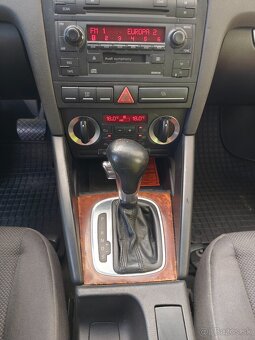 AUDI A3 DSG 2,0TDI - 9