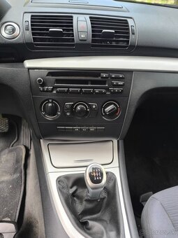 Predám BMW 118 i Cabrio E88 - 9