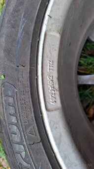 Elektróny  r16  4x100 - 9