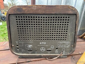 Rádio Tesla 411U - 9