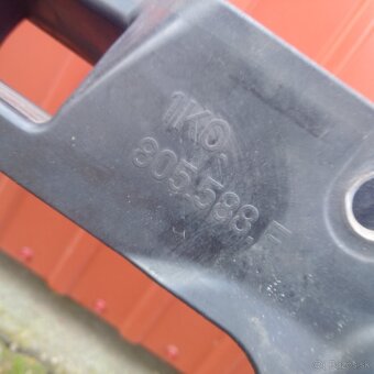 chladicova stena vw jetta golf 5V combi gti - 9