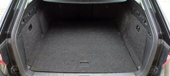 Škoda Superb Combi 2.0 TDI SCR Style 4x4 DSG Možný Leasing - 9