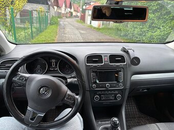 Volkswagen Golf 6 výbava match bi-xenón - 9