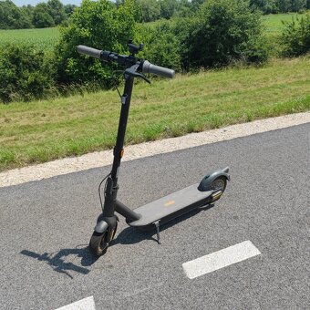 Ninebot Max G30E II kolobežka - 9