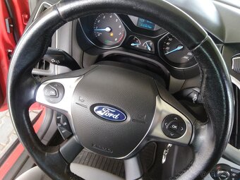 Ford Focus - 9