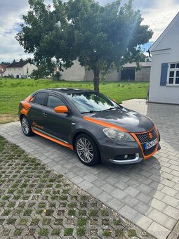 Suzuki Kizashi, 2011. 6st. manuál, predný pohon, panorama - 9