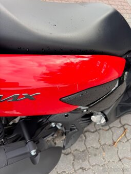 Yamaha Nmax 125 ročník 2023 - 9