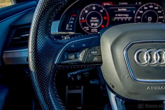 Audi Q7 3.0TDI S-LINE tiptronic - 9
