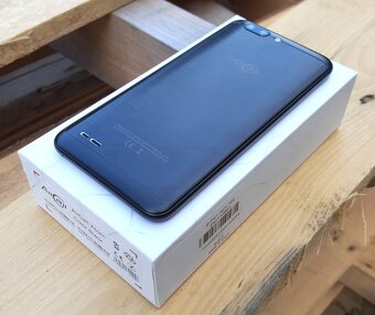 Predám 5,2 palcový 4G LTE Smartfon DUAL SIM Fot.SONY . - 9