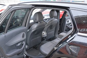 Mercedes-Benz E trieda Kombi 300 DE PHEV 225KW - 9