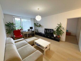 Nájom 2 i byt, Sibirska, výťah, balkón /Rent 2room apartment - 9
