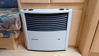 Na predaj: Karavan Hobby 495 – spanie pre 5-6 osôb - 9