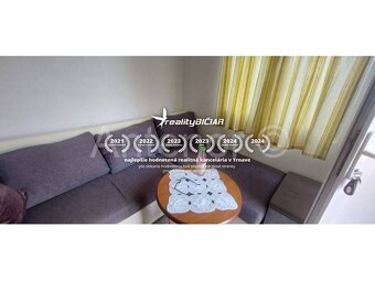 ZUKVE - dom 3. rad pri mori - dve bytové jednotky - 9