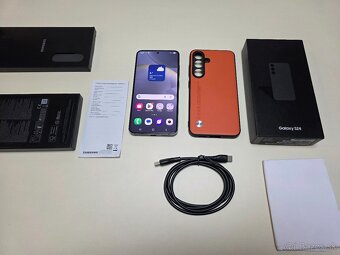 SAMSUNG GALAXY S24 8/256GB Black Onyx - 9