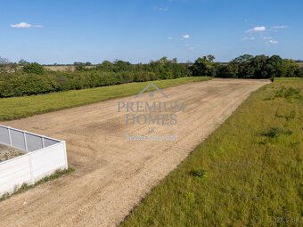 Na predaj veľký pozemkový balík v obci Čukárska Paka – vhodn - 9