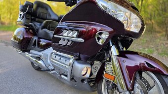 Honda GL 1800 - 9