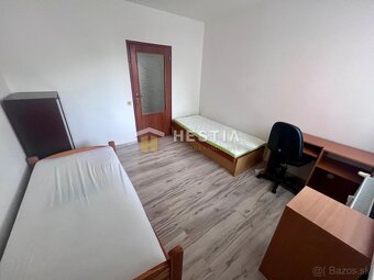 NOVINKA 3 izbový byt na prízemí, čiastočne zariadený, s balk - 9